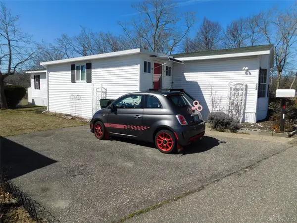 Address Withheld By Seller, Calverton, NY 11933