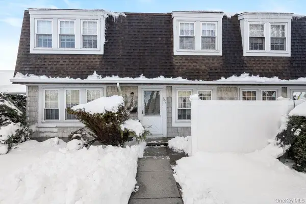 120 Whalers Cove #120, Babylon, NY 11702