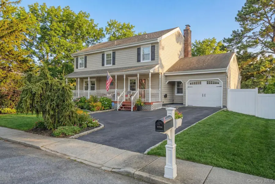 1 6th Street, Nesconset, NY 11767 - #2