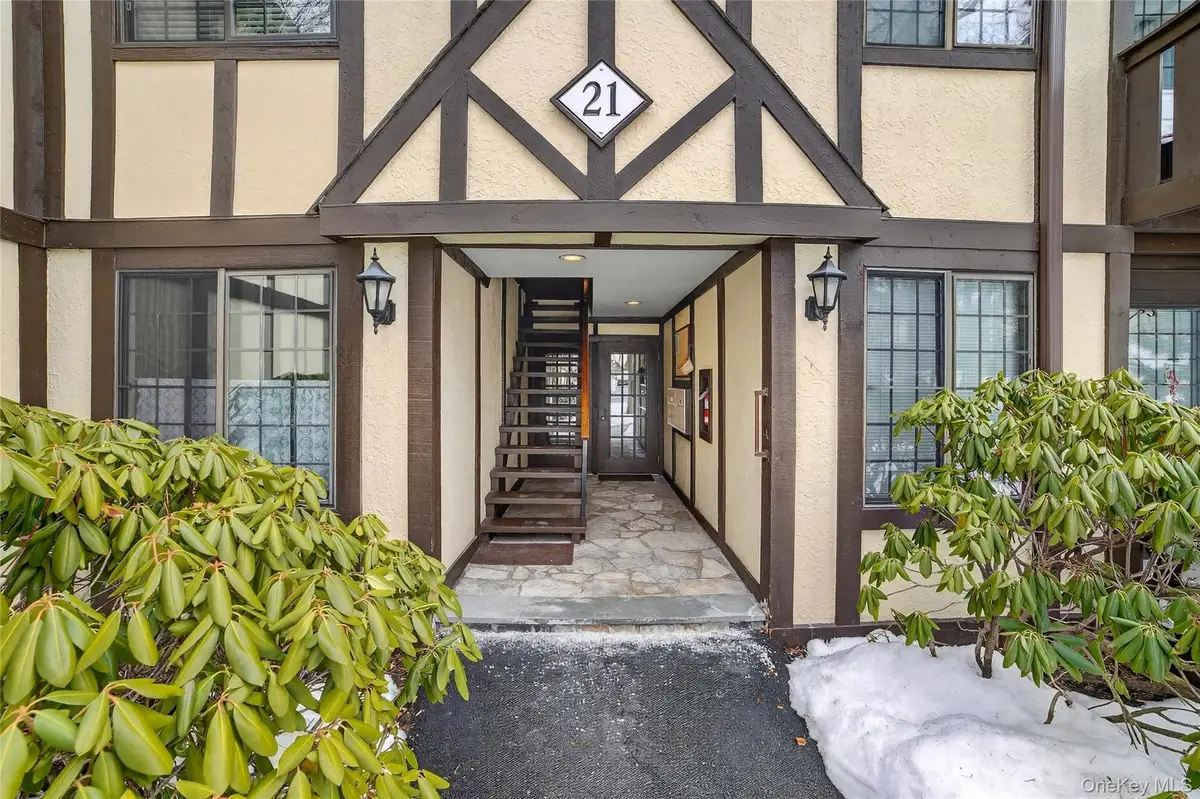 21 Foxwood Drive #8, Pleasantville, NY 10570 - #1