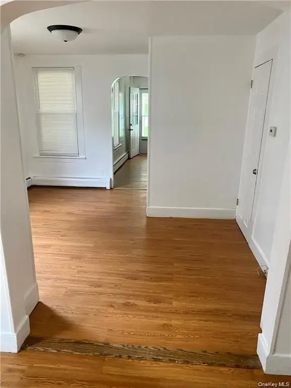 8 Park Avenue, Hillburn, NY 10931 - #3