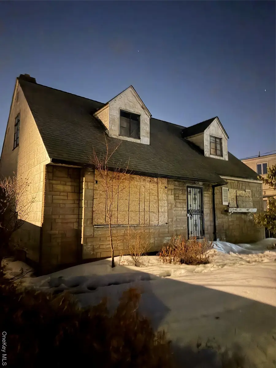 Address Withheld By Seller, Howard Beach, NY 11414 - #3