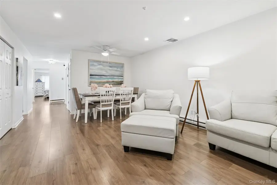 201 Bentley Court E, Saint James, NY 11780 - #3