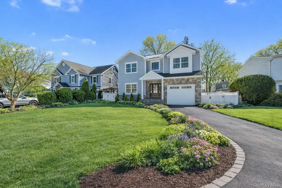 294 Curtis Avenue, Carle Place, NY 11514 - #2