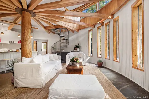 48 Decker Road, Stanfordville, NY 12581