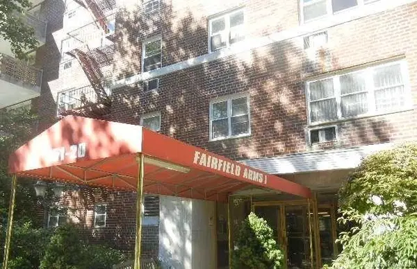 151-20 88 Street #6C, Howard Beach, NY 11414