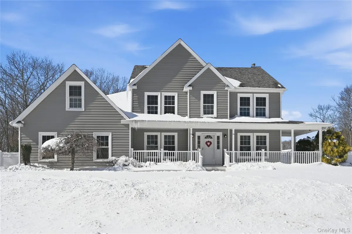 106 Park Avenue, Miller Place, NY 11764 - #1