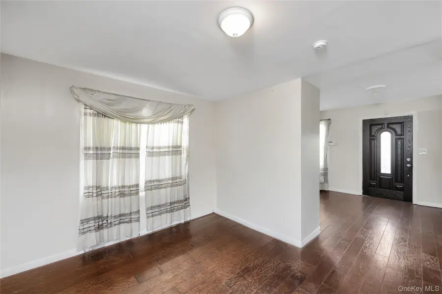 59 Oak Street, Amityville, NY 11701 - #2