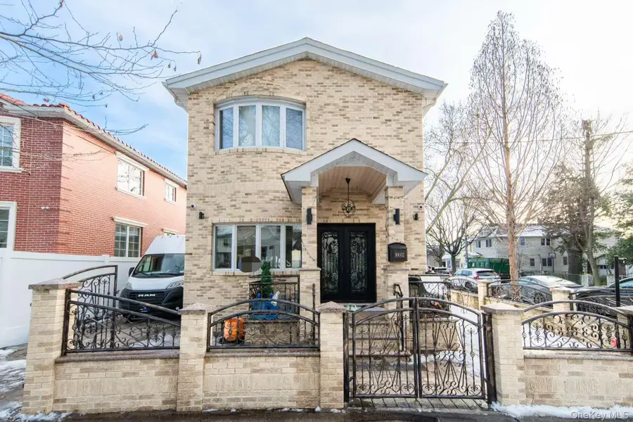 16602 76th Avenue, Fresh Meadows, NY 11366 - #3