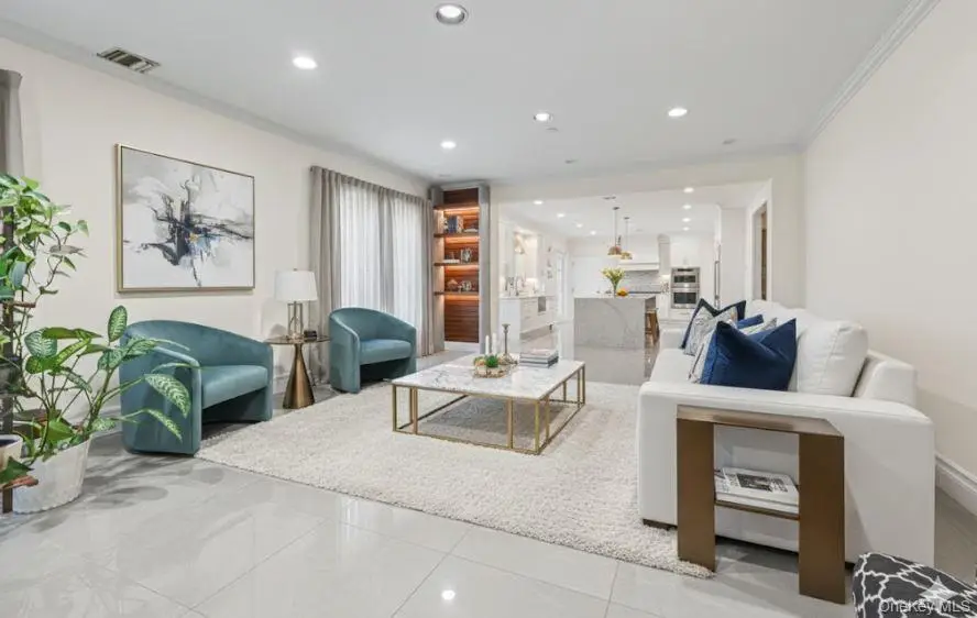 6404 136th Street, Flushing, NY 11367 - #2