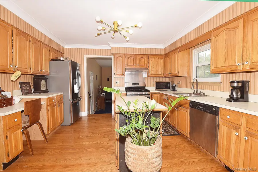 338 Pond Path, East Setauket, NY 11733 - #2