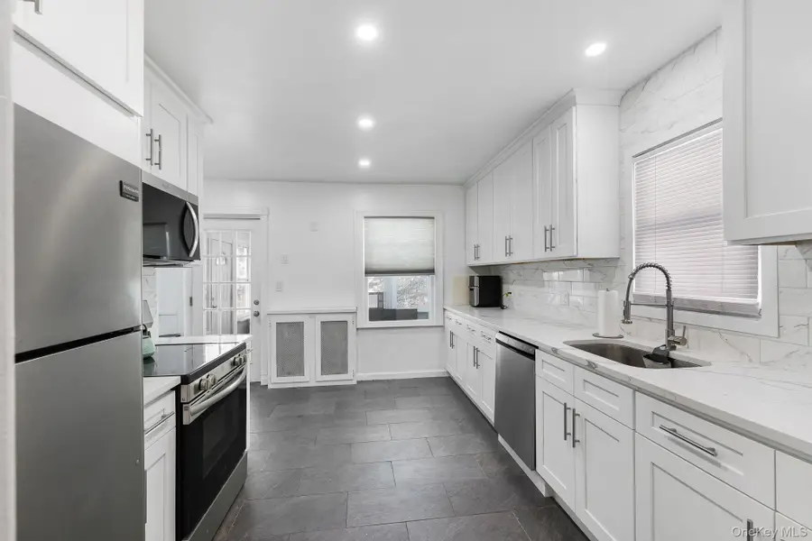 31 Hudson Street, Chester, NY 10918 - #2