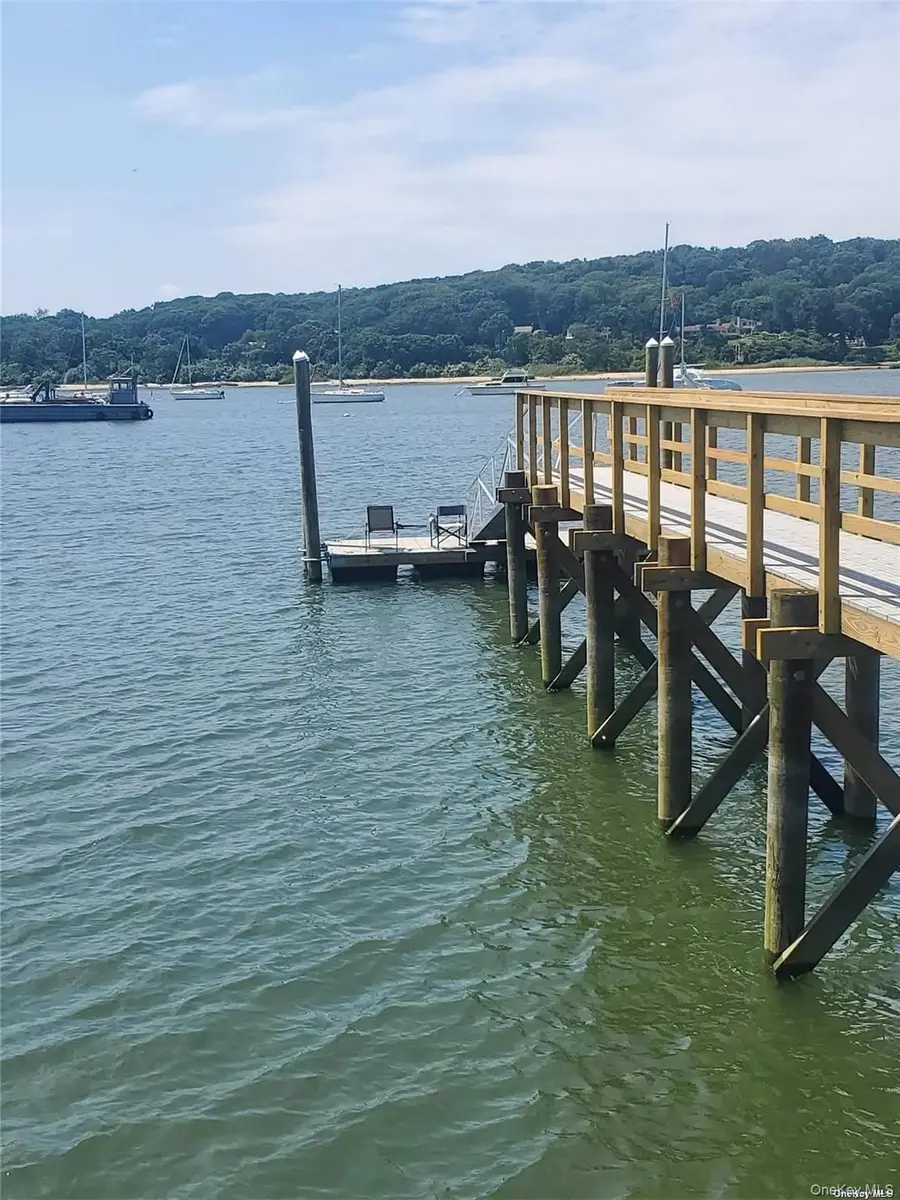 201 Woodbine Avenue, Northport, NY 11768 - #2