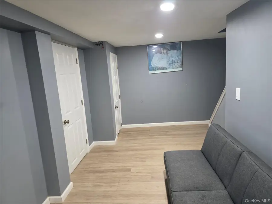 226 Swalm Street, Westbury, NY 11590 - #3