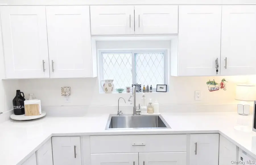 24 Anchor Path, Baiting Hollow, NY 11933 - #3