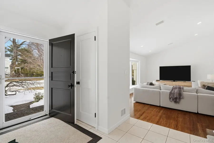 201 Dorchester Road, Scarsdale, NY 10583 - #3