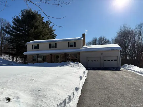 20 Hillview Drive, Poughkeepsie, NY 12603