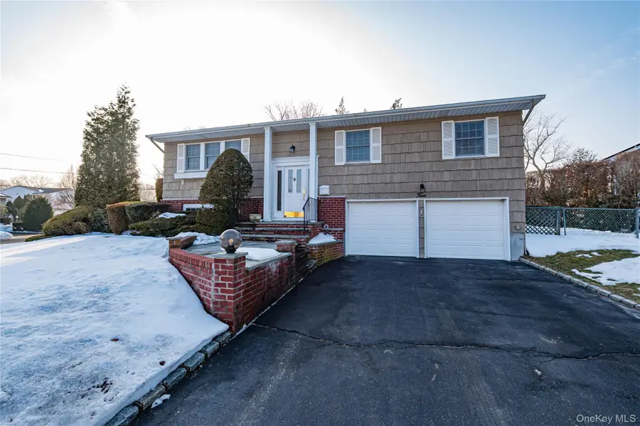 4 Winslow Lane, Kings Park, NY 11754 - #3