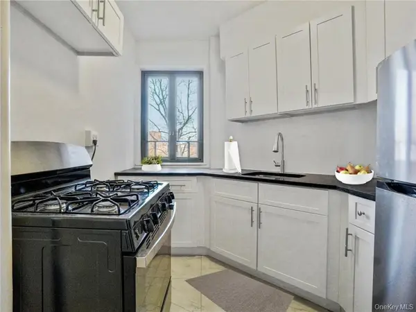 1561 Metropolitan Avenue #5A, Bronx, NY 10462