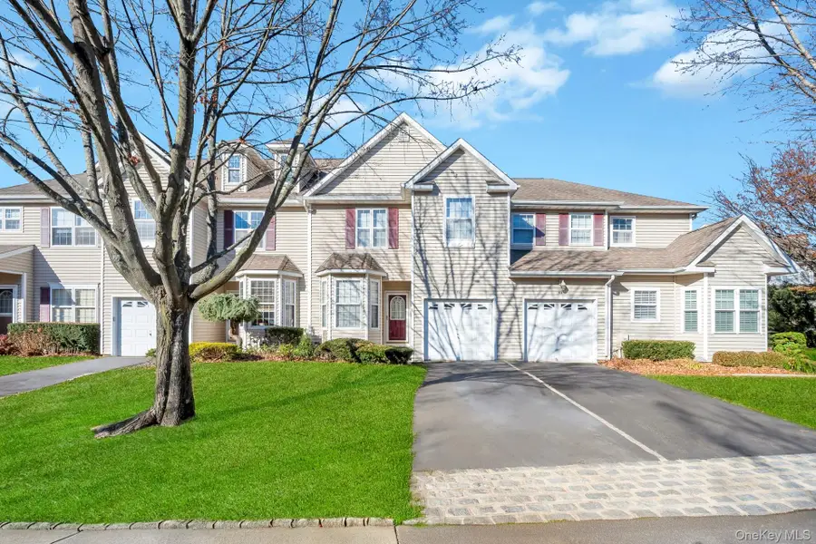 56 Snowdance Lane, Nesconset, NY 11787 - #3