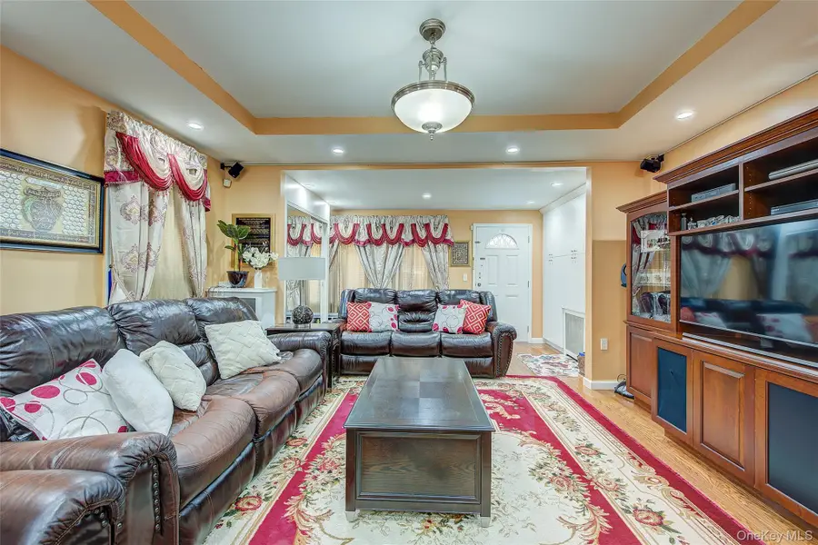 8848 201 St, Hollis, NY 11423 - #2