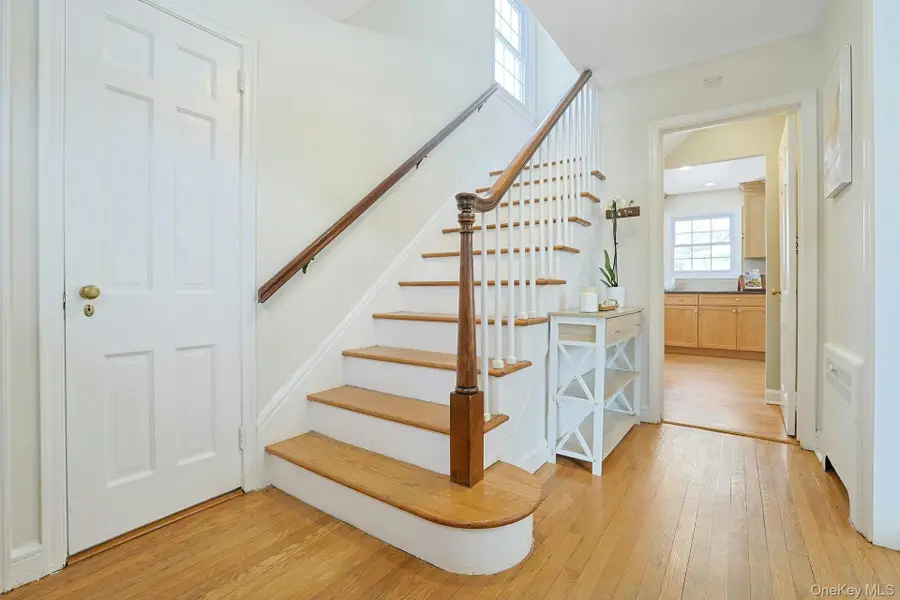 120 Albemarle Road, White Plains, NY 10605 - #2