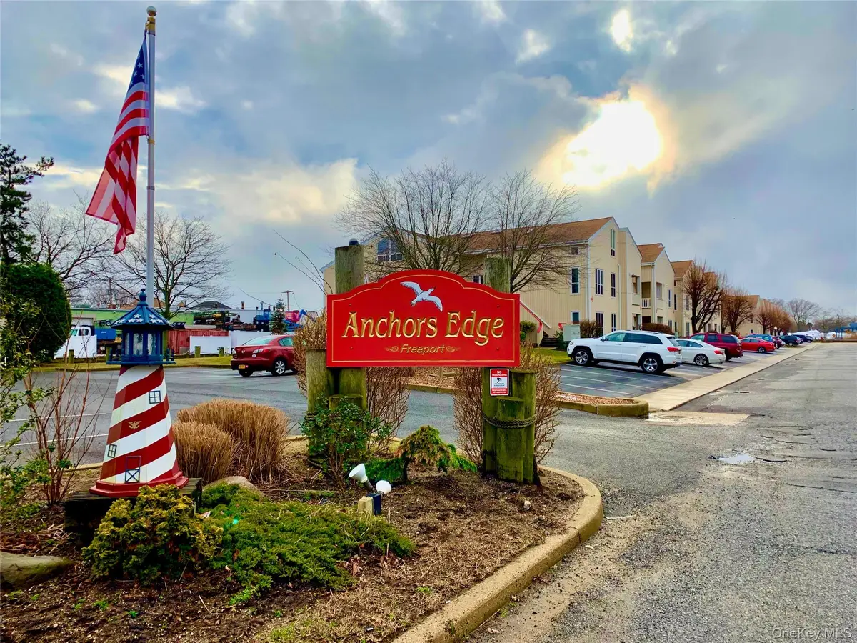 31 Anchor Street #Y, Freeport, NY 11520 - #1