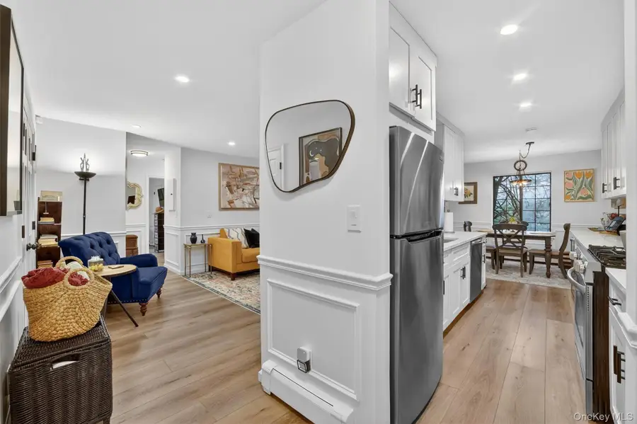 121 Foxwood Circle #121, Mount Kisco, NY 10549 - #2