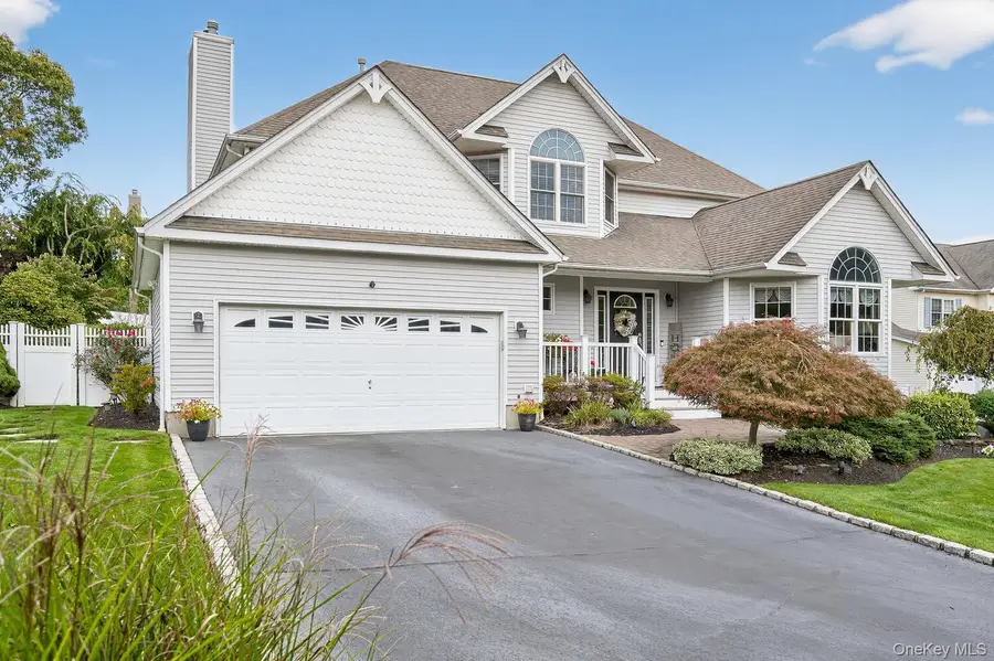 10 Manor Place, Smithtown, NY 11787 - #2