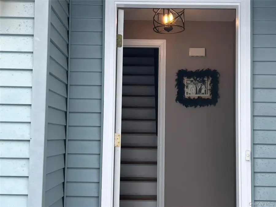 52 Clover Hill Drive, Poughkeepsie, NY 12603 - #3