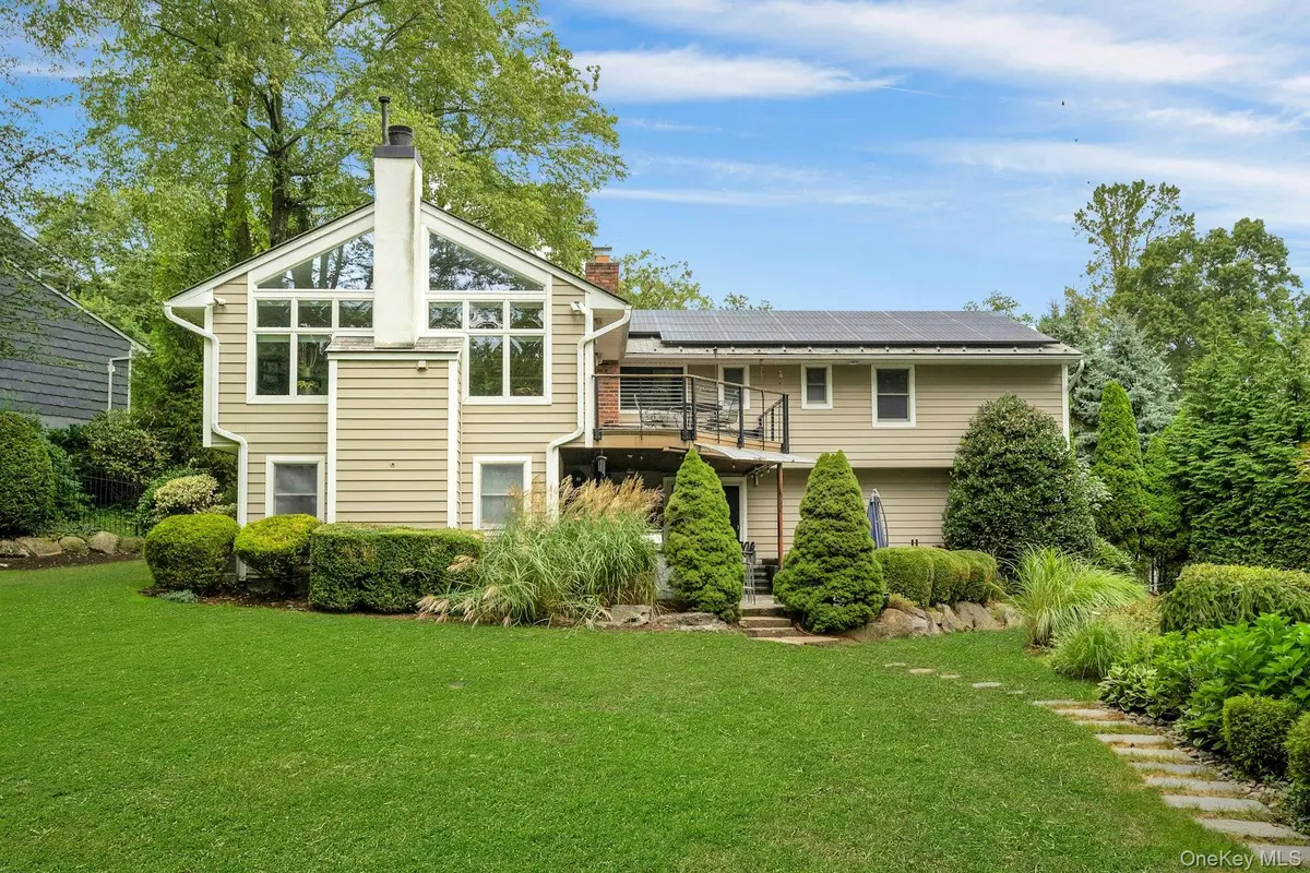 32 Penny Lane, Scarsdale, NY 10583 - #1