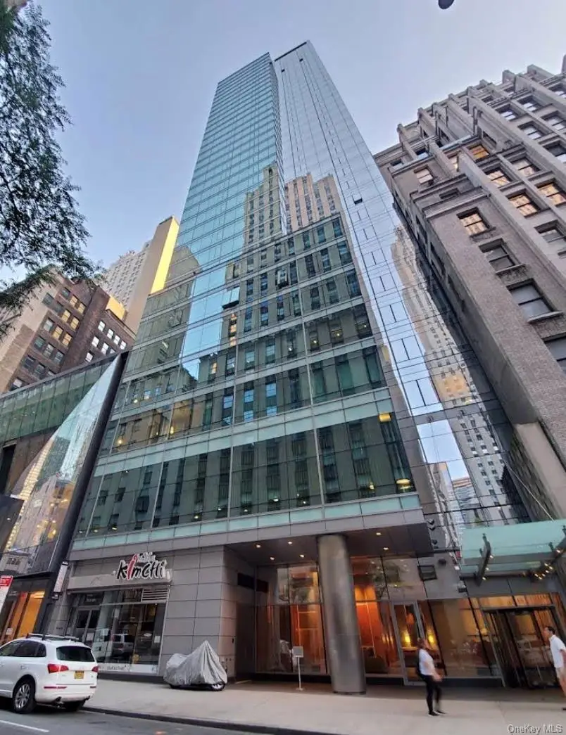 18 W 48th Street #17D, Manhattan, NY 10036 - #1