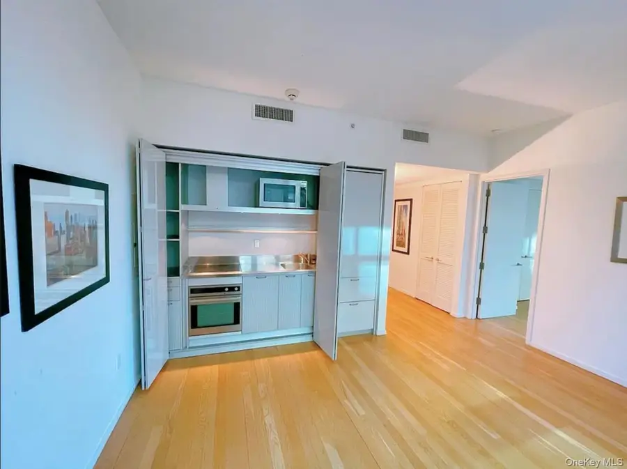 18 W 48th Street #17D, Manhattan, NY 10036 - #2