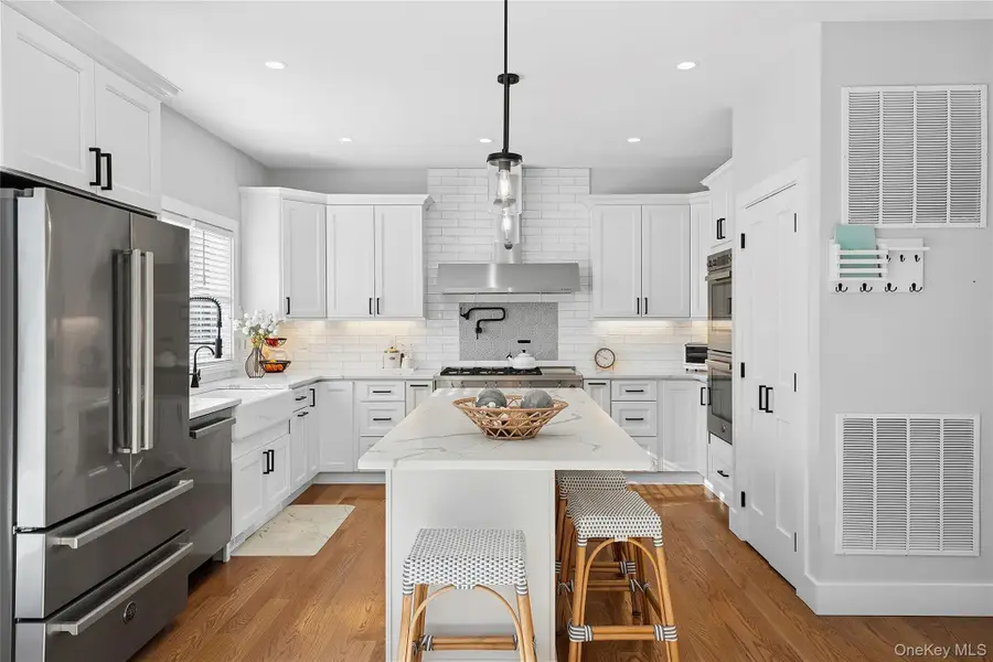 55 Squires Avenue, East Quogue, NY 11942 - #3