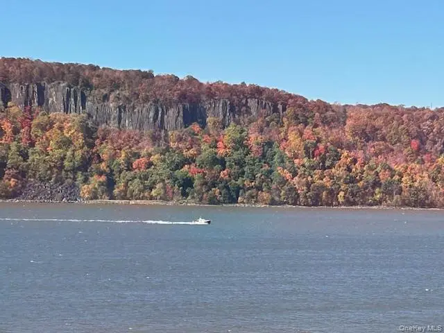 27 Maple Avenue #3B, Hastings On Hudson, NY 10706 - #2