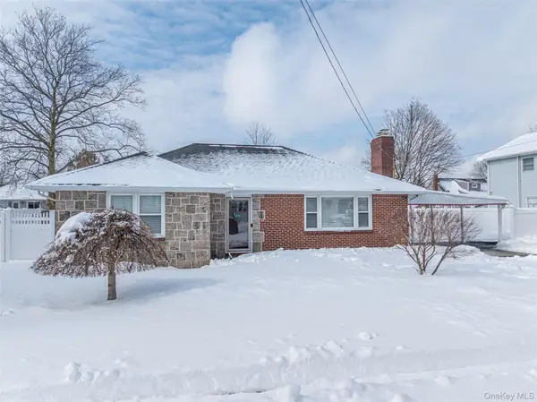 34 Pine Street, Hicksville, NY 11801