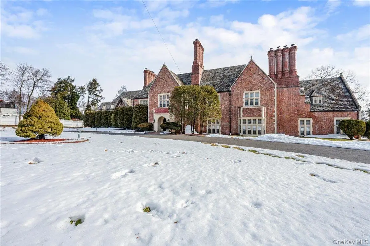 8 Eastway, Bronxville, NY 10708 - #1