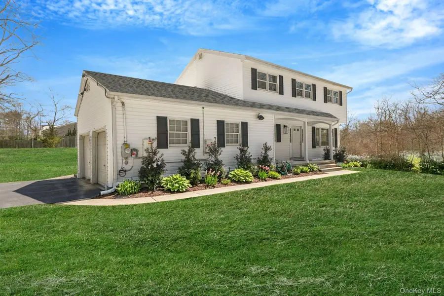 20 Upper Sheep Pasture Road, East Setauket, NY 11733 - #2