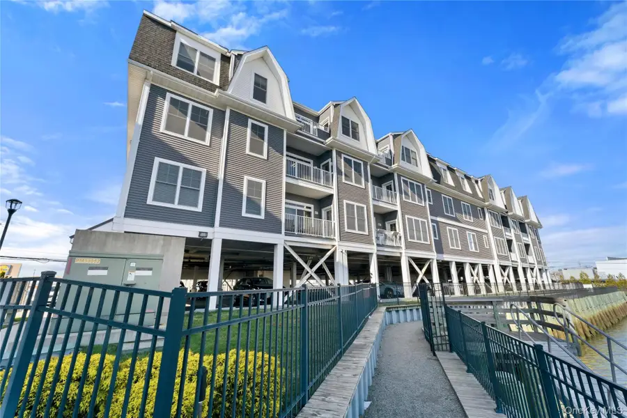 237 Marina Pointe Drive #237, East Rockaway, NY 11518 - #2