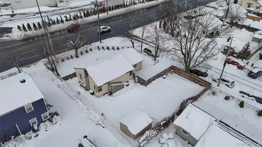 1733 5th Avenue, Bay Shore, NY 11706 - #3