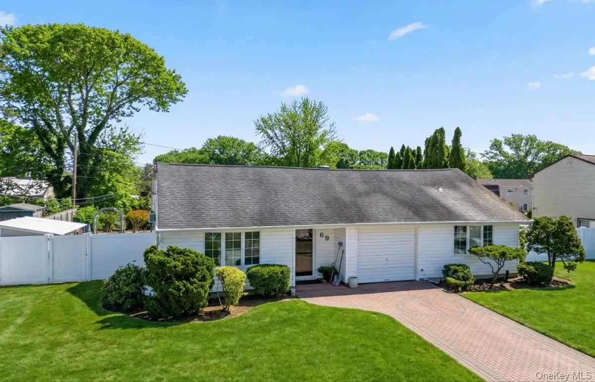 69 Riviera Drive, Selden, NY 11784 - #1
