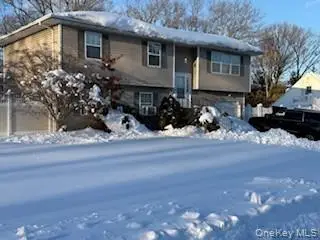 7 Horseshoe Drive, Holbrook, NY 11741 - #1