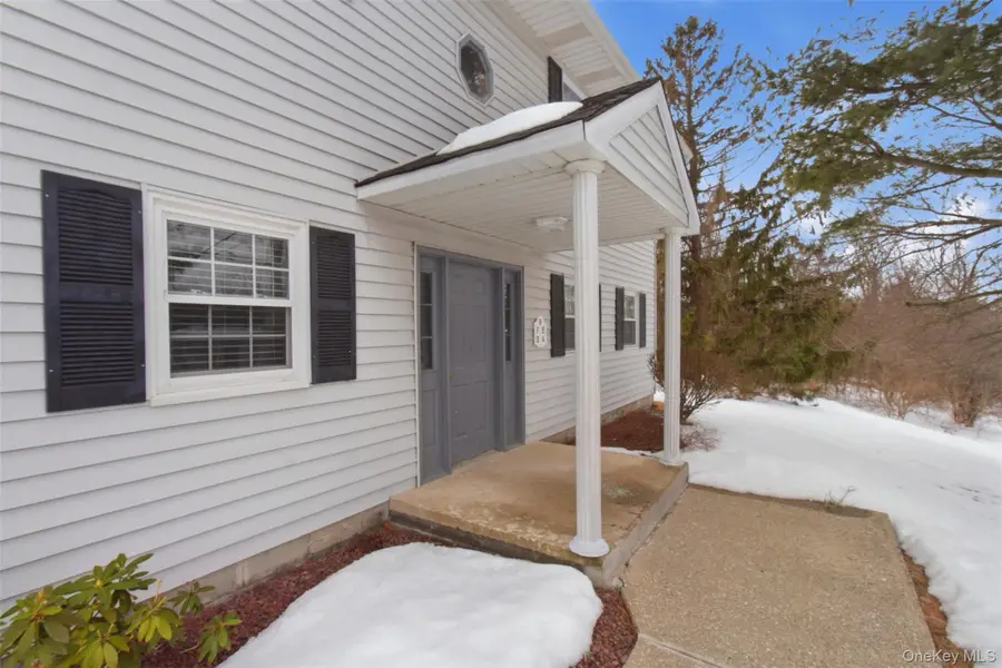 8 Ivy Court #B, Fishkill, NY 12524 - #3