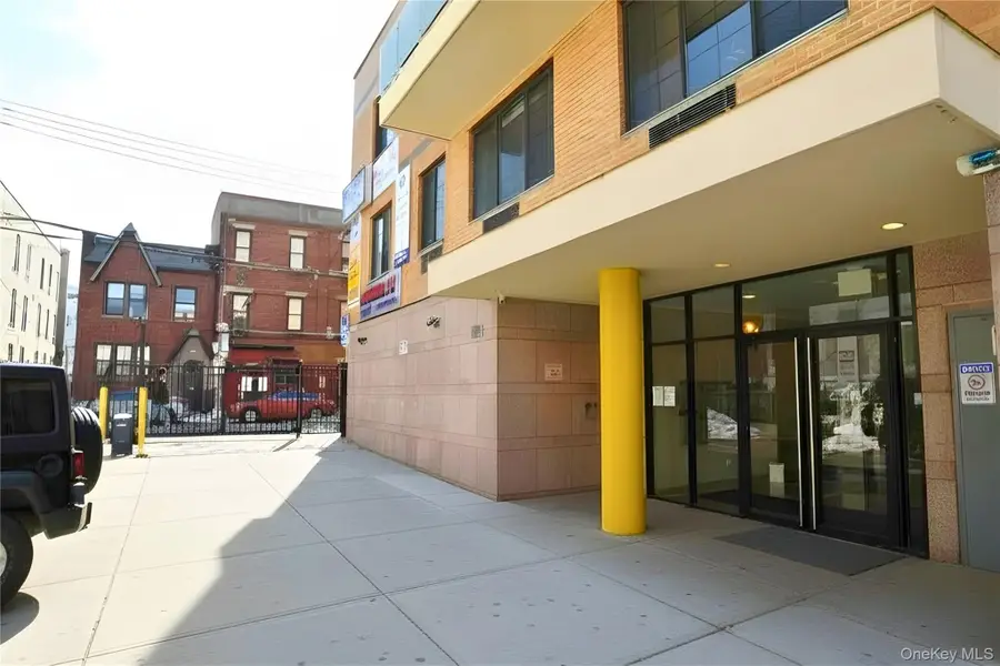 311 Saint Nicholas Avenue #3H, Ridgewood, NY 11385 - #2
