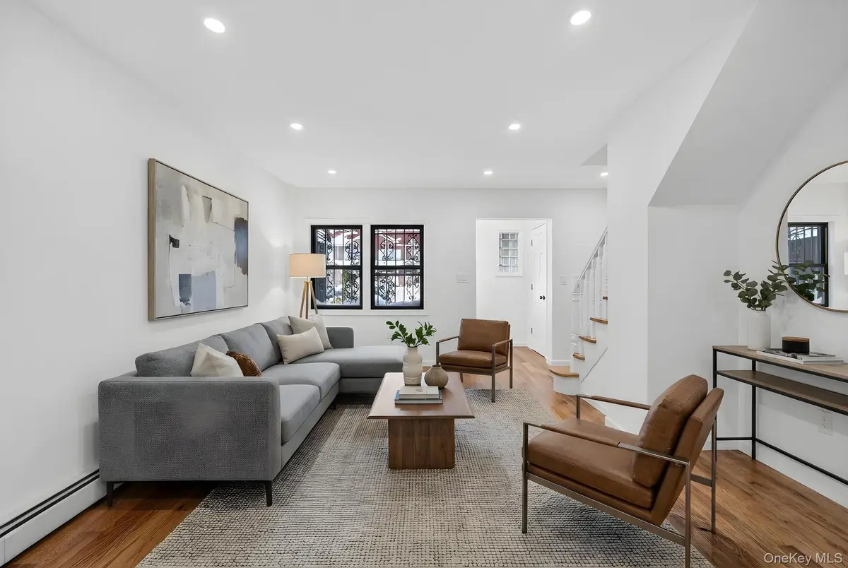 186-14 121st Avenue, Saint Albans, NY 11412 - #1