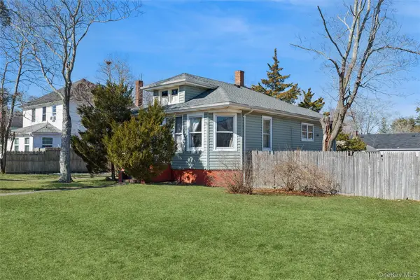 37 Lake Avenue, Riverhead, NY 11901