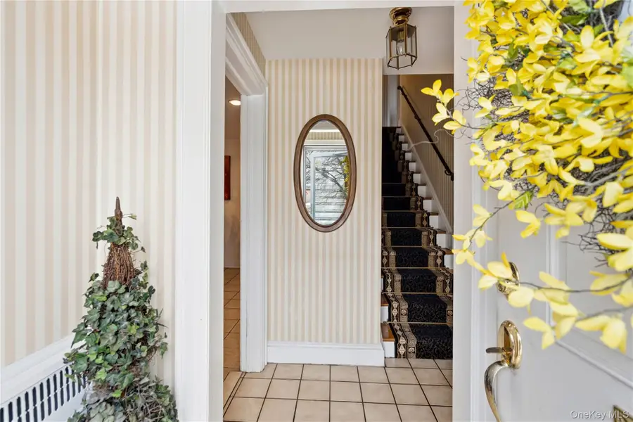 4 Lancaster Avenue, Baldwin, NY 11510 - #2