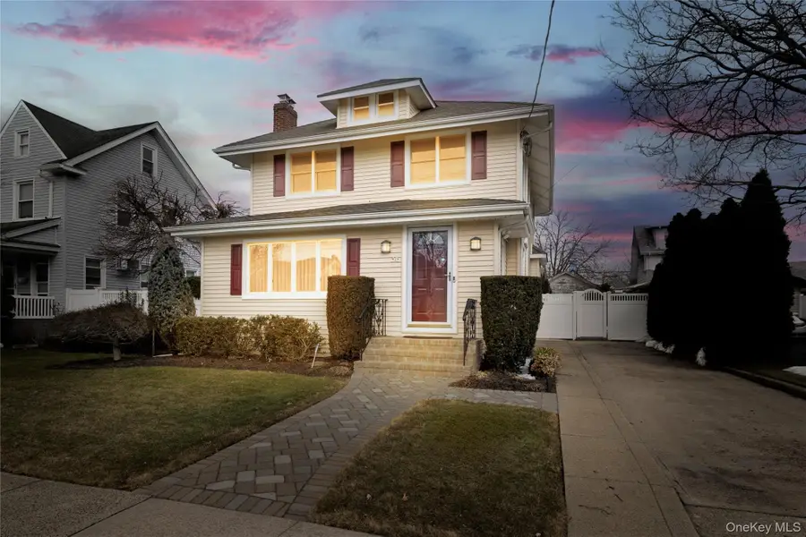 36 W Windsor Parkway, Oceanside, NY 11572 - #2