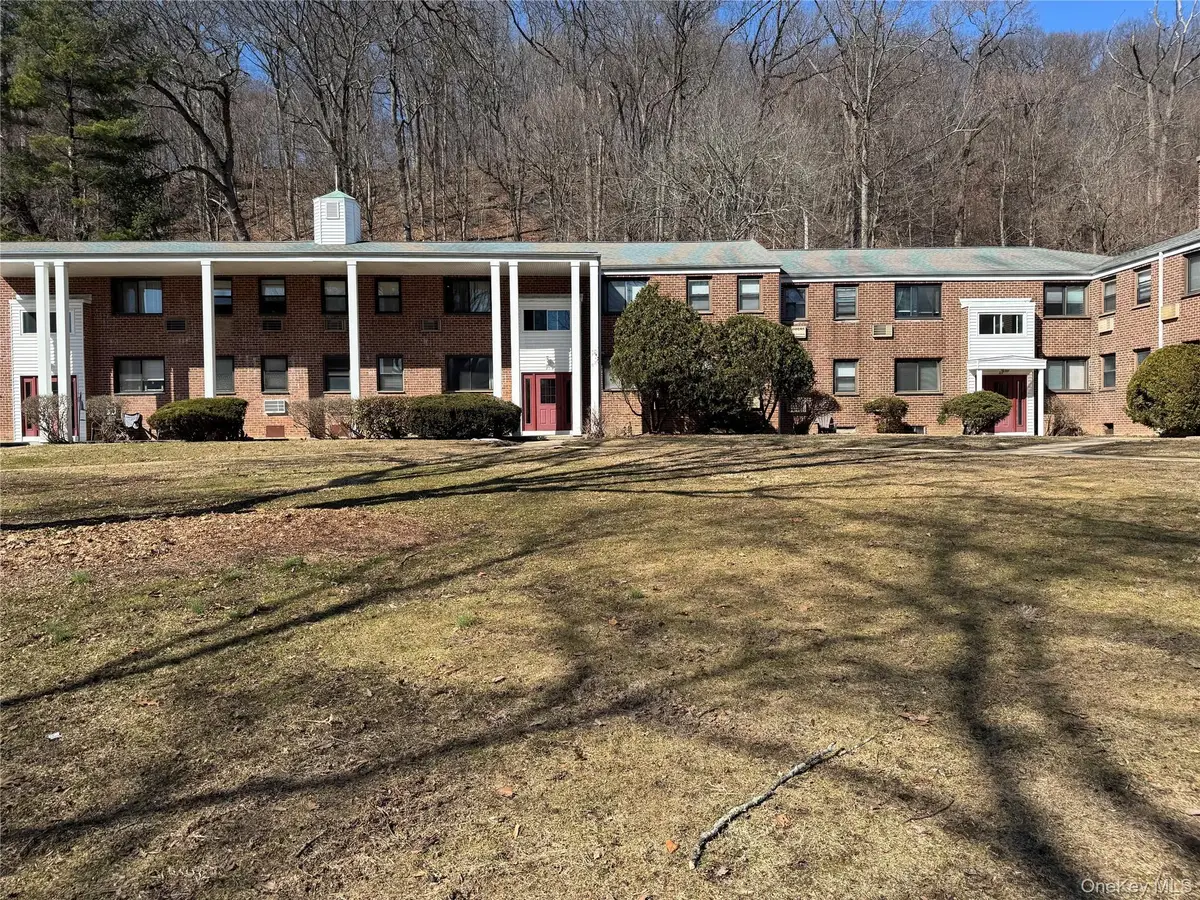 25 Lawrence Drive #A, White Plains, NY 10603 - #1