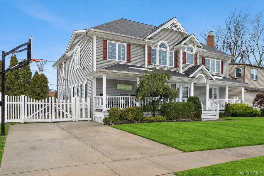 922 Leeds Drive, North Bellmore, NY 11710 - #2